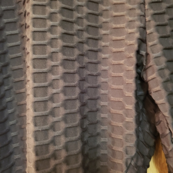 Cute "waffle" tic toc leggings. Gathered at the rear for sexy shape. Size XL - Picture 2 of 5